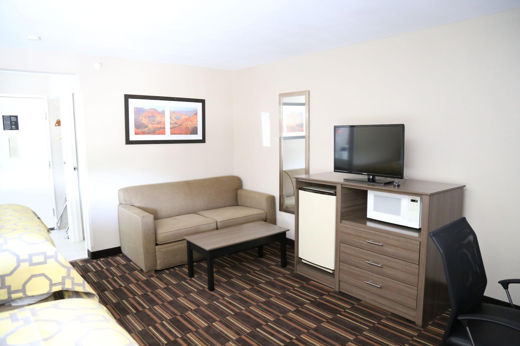 Baymont By Wyndham Plano Hotel Exterior photo